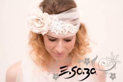 Brautaccessoires Fascinators und Haarschmuck